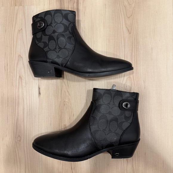 Coach Women’s Deni Bootie Black/Coal Size 7.5 - Picture 2 of 14